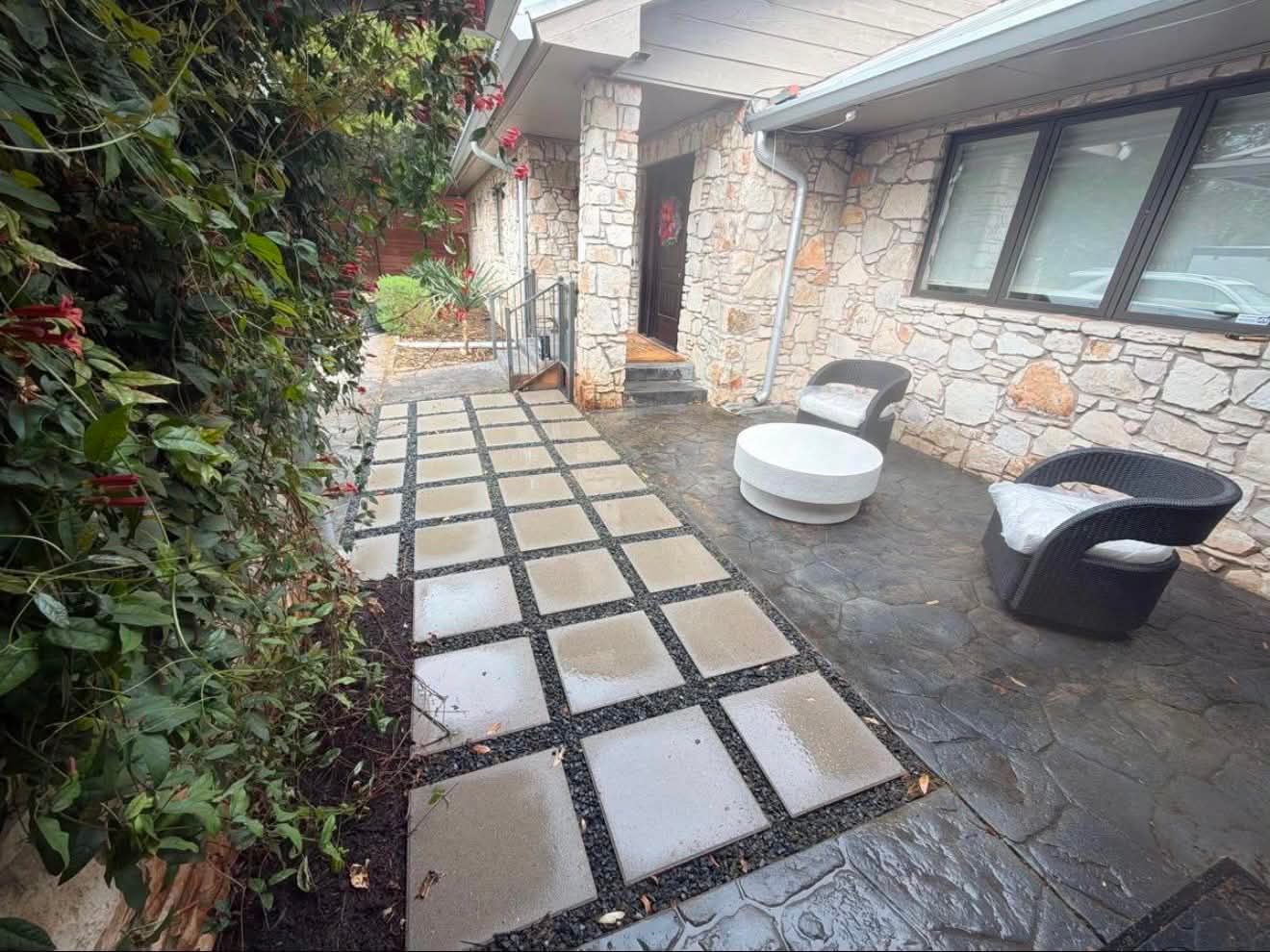 Modern outdoor entryway project